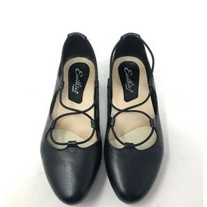 Earthies Black Flats 🩰